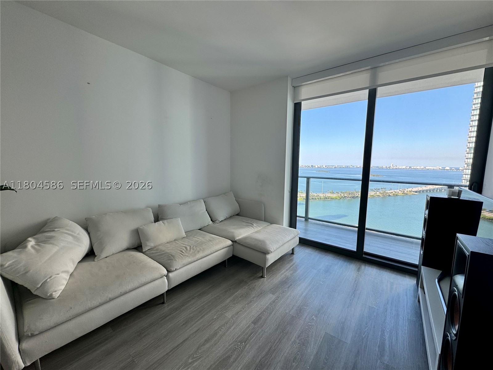 PARAISO BAYVIEWS CONDO - Residential