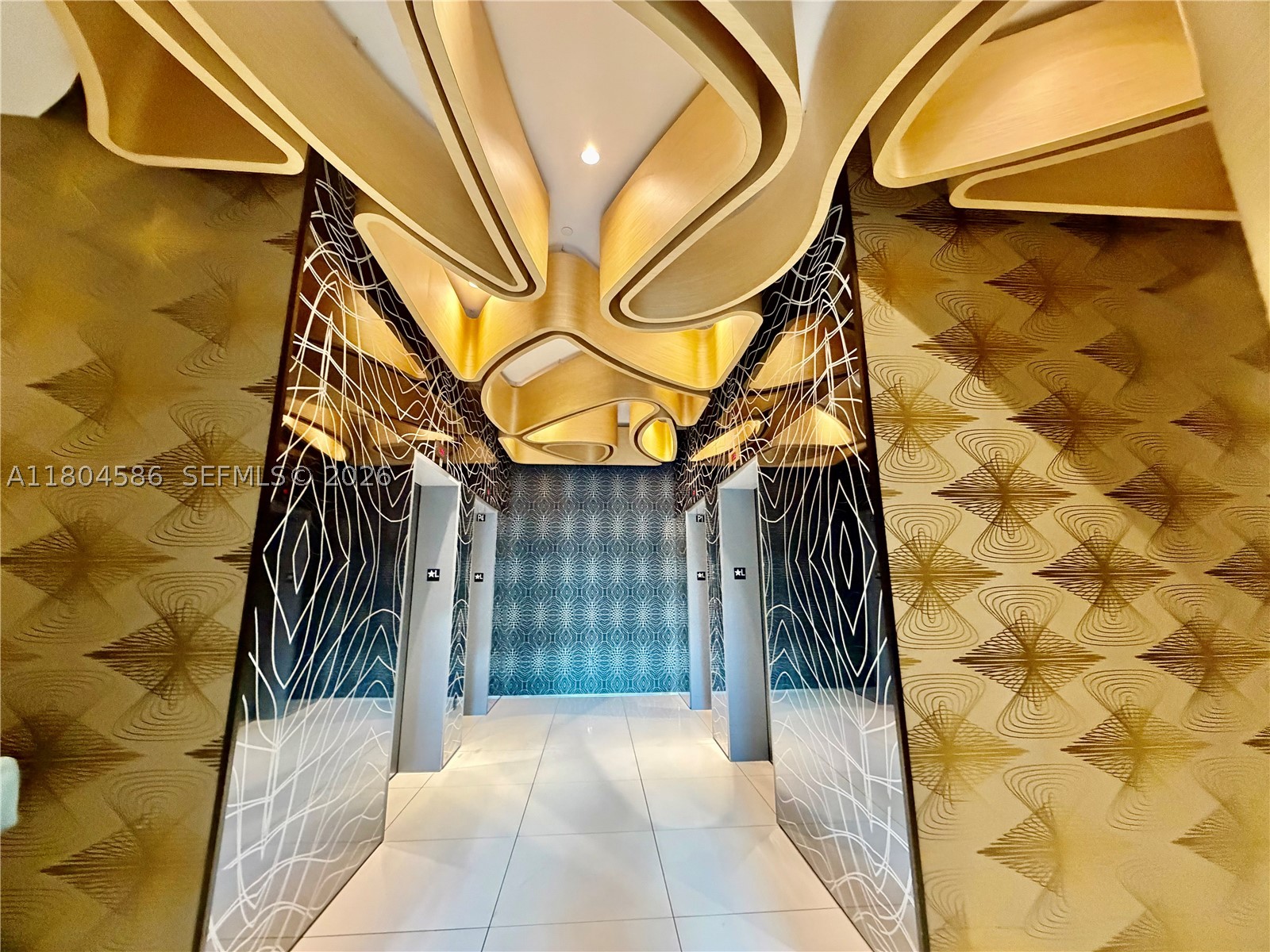 PARAISO BAYVIEWS CONDO - Residential