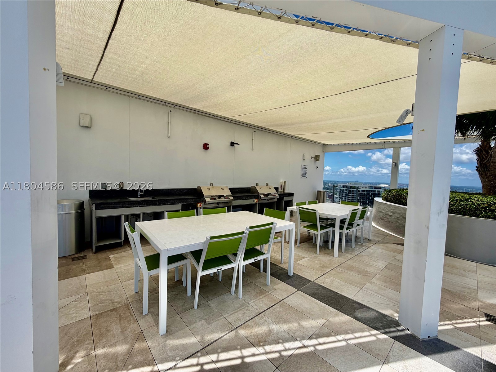 PARAISO BAYVIEWS CONDO - Residential