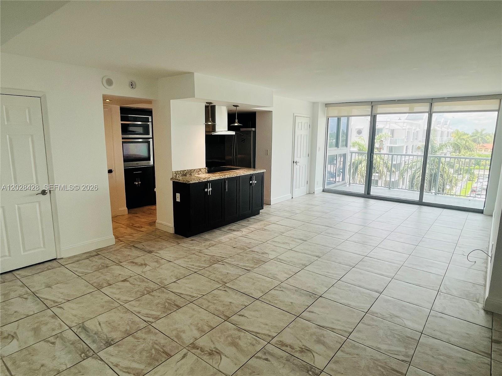 Large newly remodeled 3 bedroom 2 bathroom corner unit oceanfront condo. Remodeled kitchen and bathrooms, large walk-in closets, tile floors throughout the unit and new appliances. Steps away from the beach, oceanfront pool, large gym with new equipment, sauna, game room with pool table, Florida room lounge and garage parking. Prime location in the heart of Miami Beach, close to Lincoln Road, restaurants, shopping and nightlife.