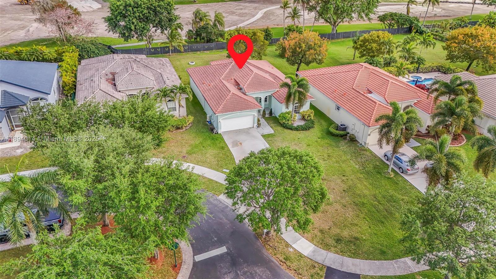 Stunning 4-bedroom, 3-bath home in the serene, gated Augusta Green at Keys Gate! This spacious residence
features a bright, open layout with impact windows and a modern kitchen with granite countertops, stainless steel
appliances, and ample storage. The luxurious primary suite offers dual vanities and a spa-like bathroom. Relax or
entertain on the screened-in porch with tranquil views of lush landscaping. Enjoy resort-style amenities including a
clubhouse, fitness center, tennis courts, swimming pool, bike paths, and more, all within a secure, beautifully
maintained community. Don’t miss your chance—schedule a showing today!