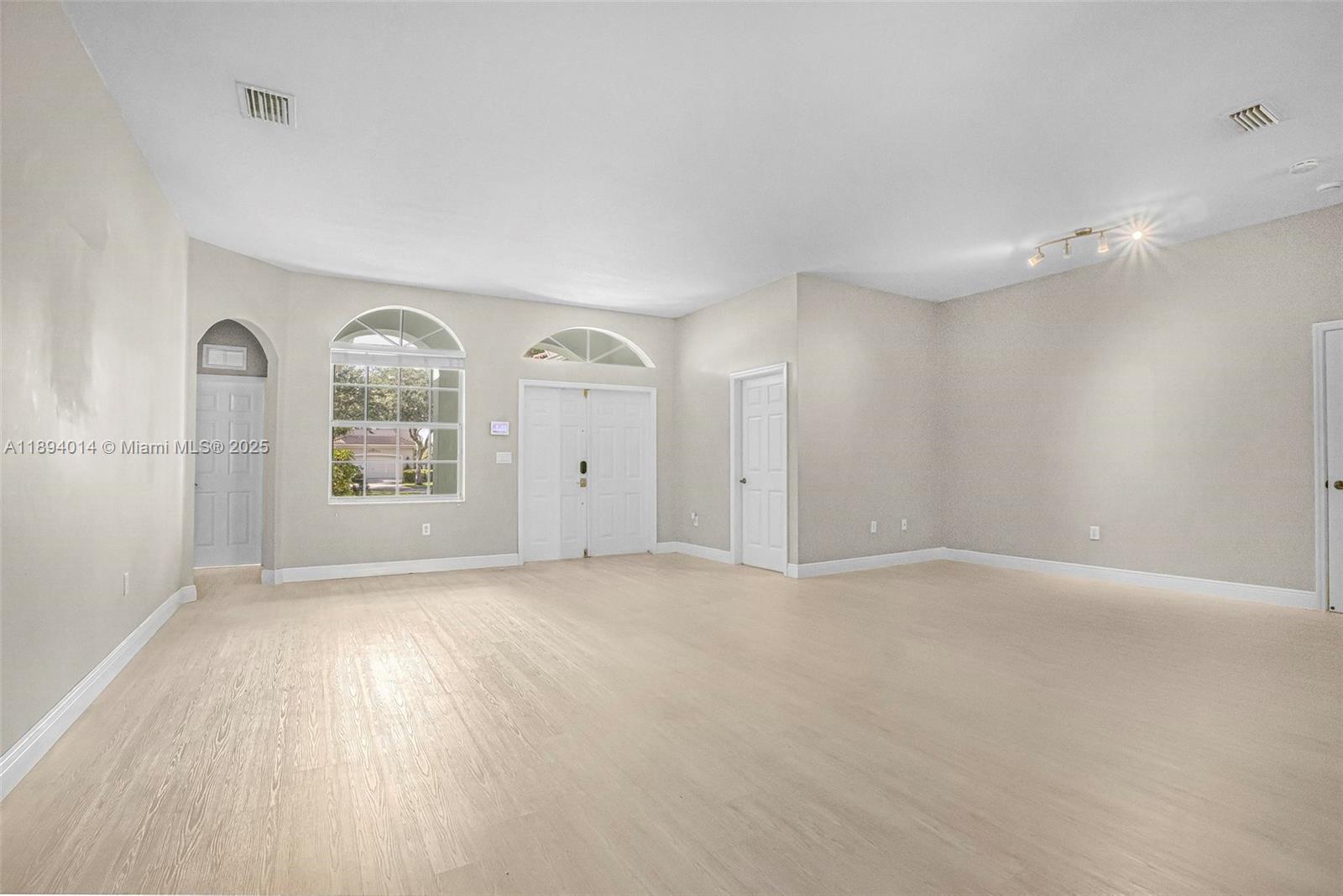 AUGUSTA GREEN ESTATES - Residential