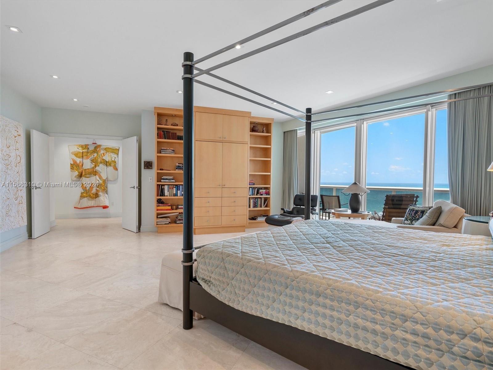 MAJESTIC TOWER - Residential