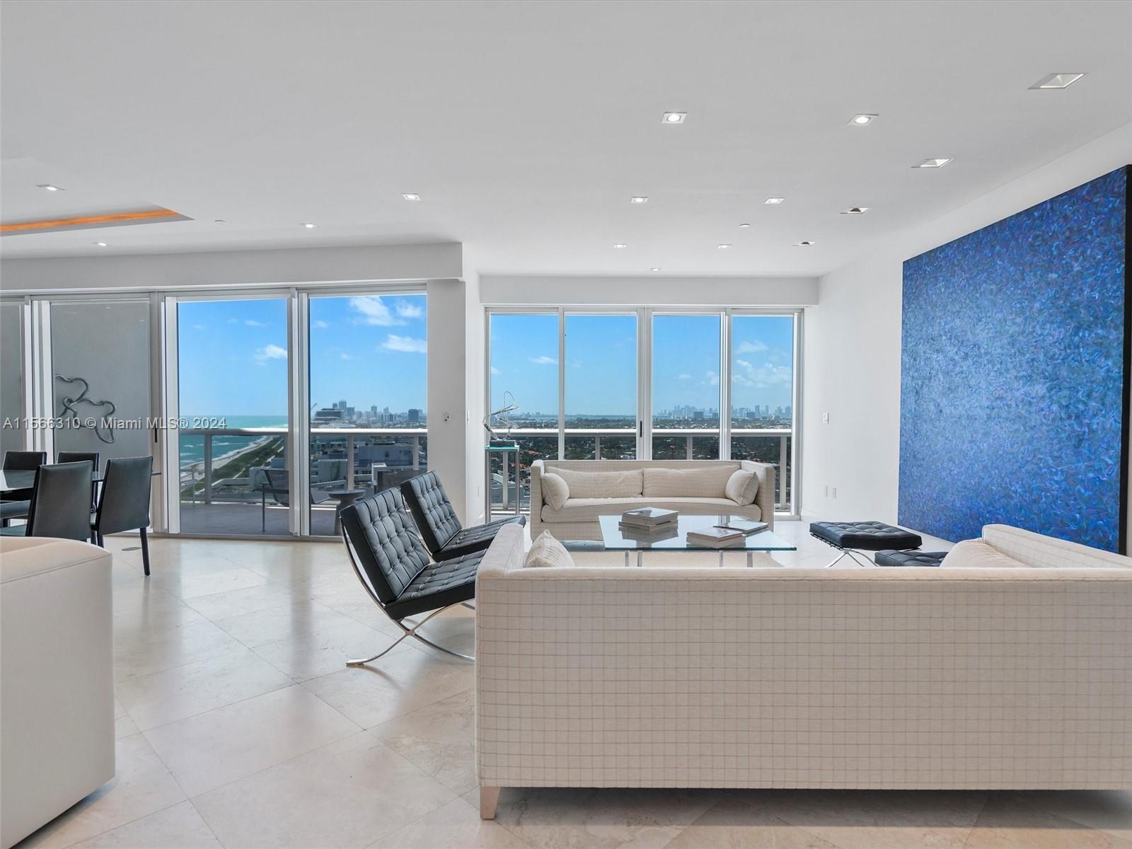 MAJESTIC TOWER - Residential