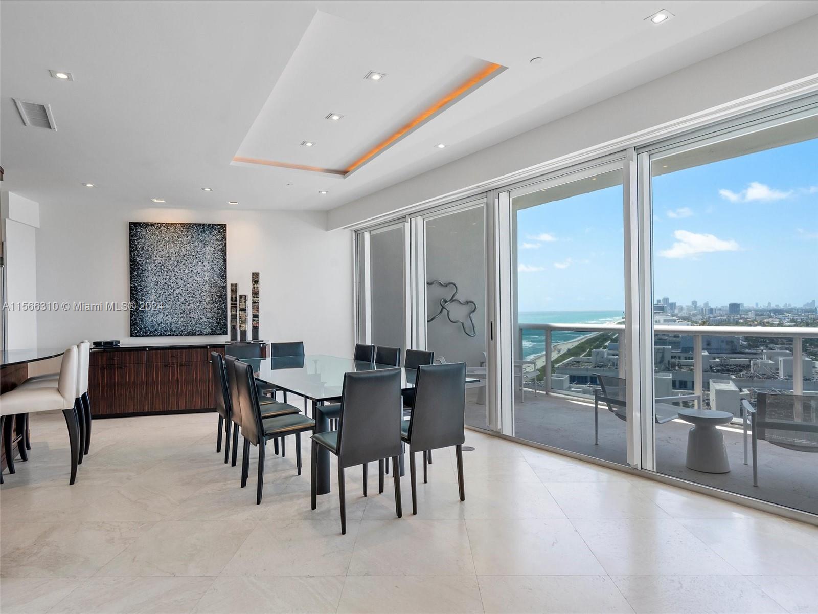 MAJESTIC TOWER - Residential