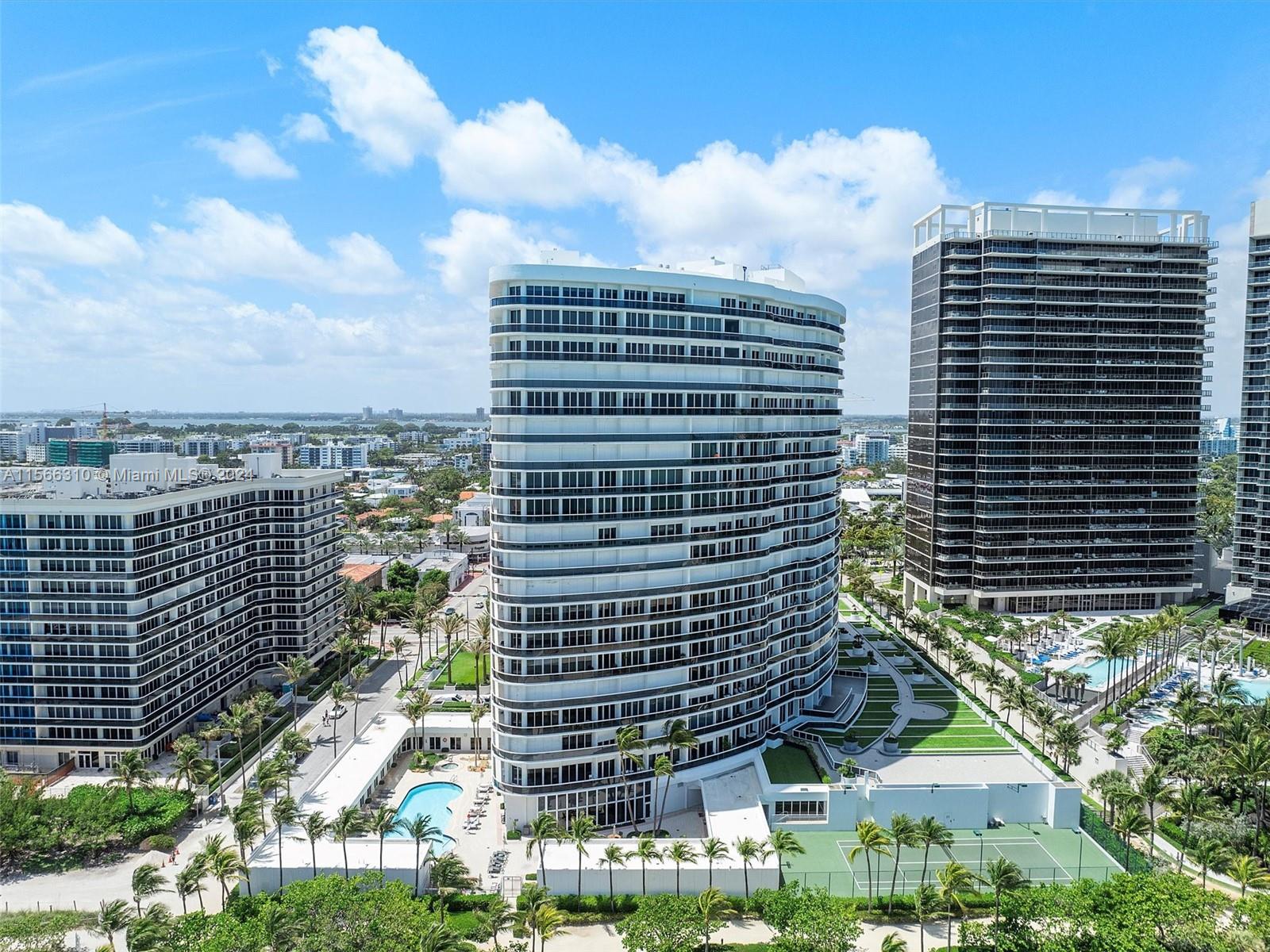 MAJESTIC TOWER - Residential