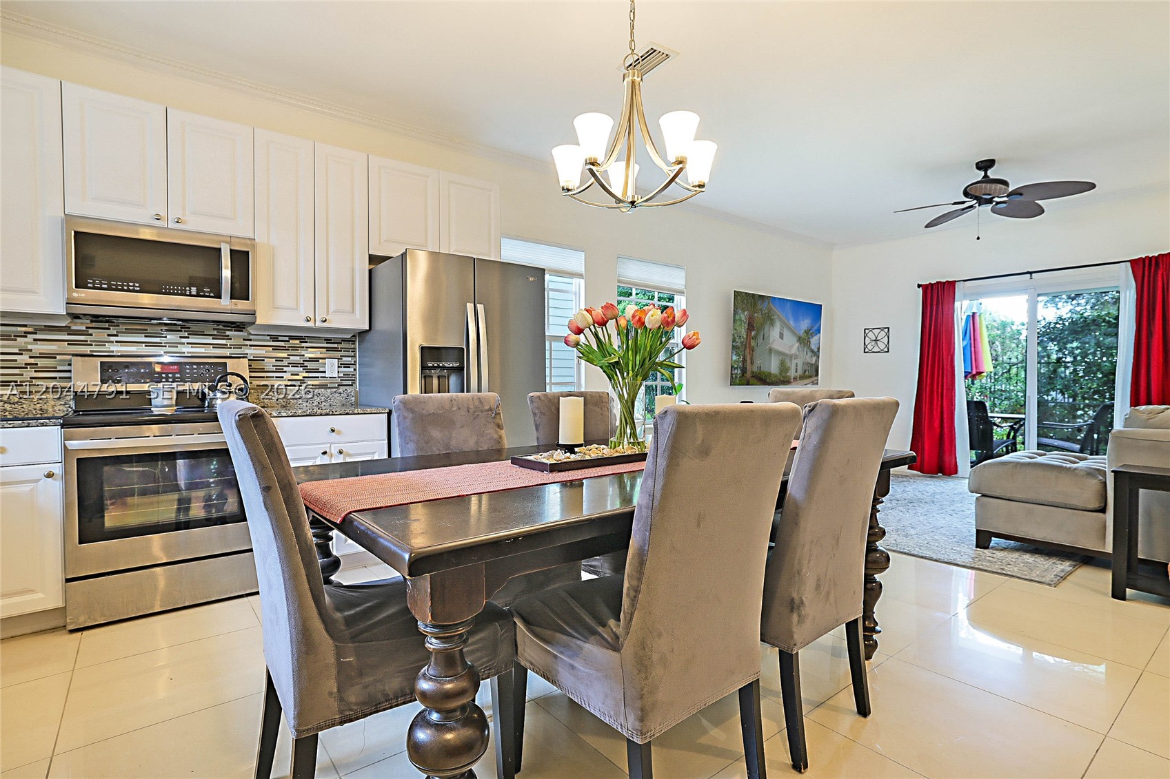 VILLA PALMS CONDO - Residential