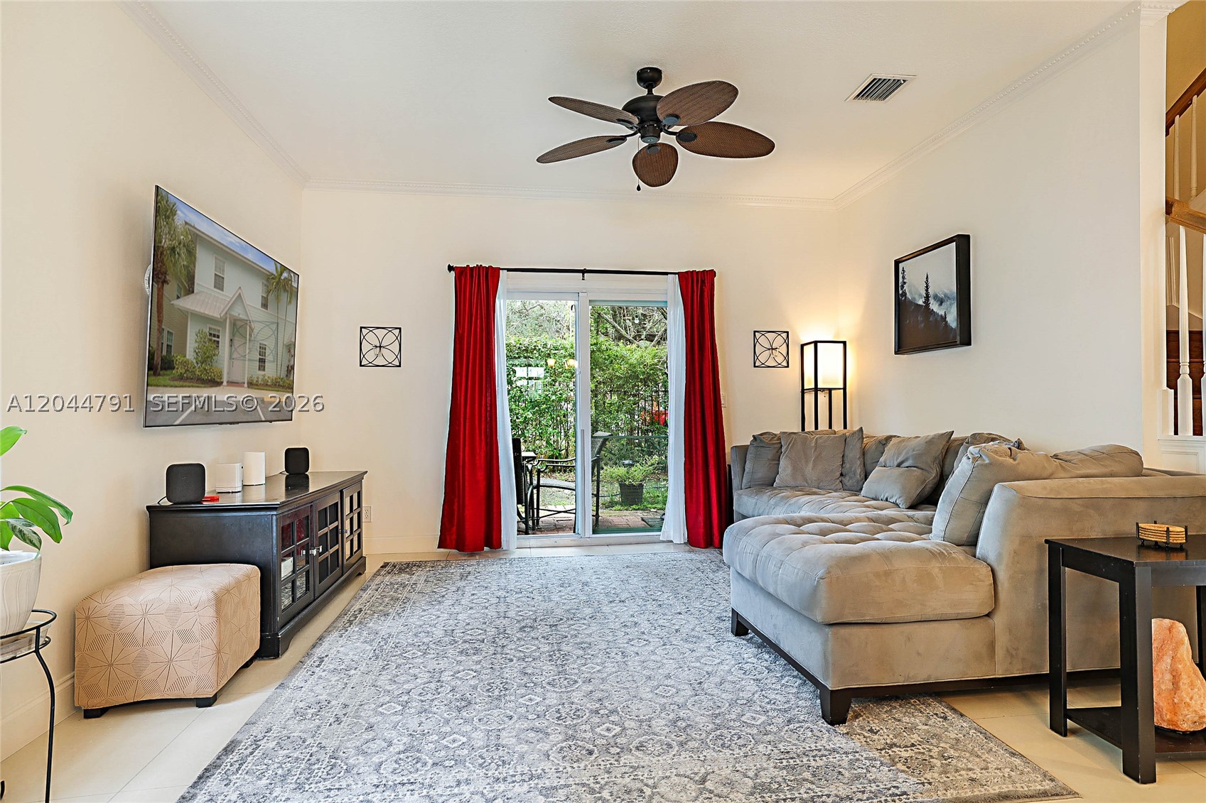 VILLA PALMS CONDO - Residential