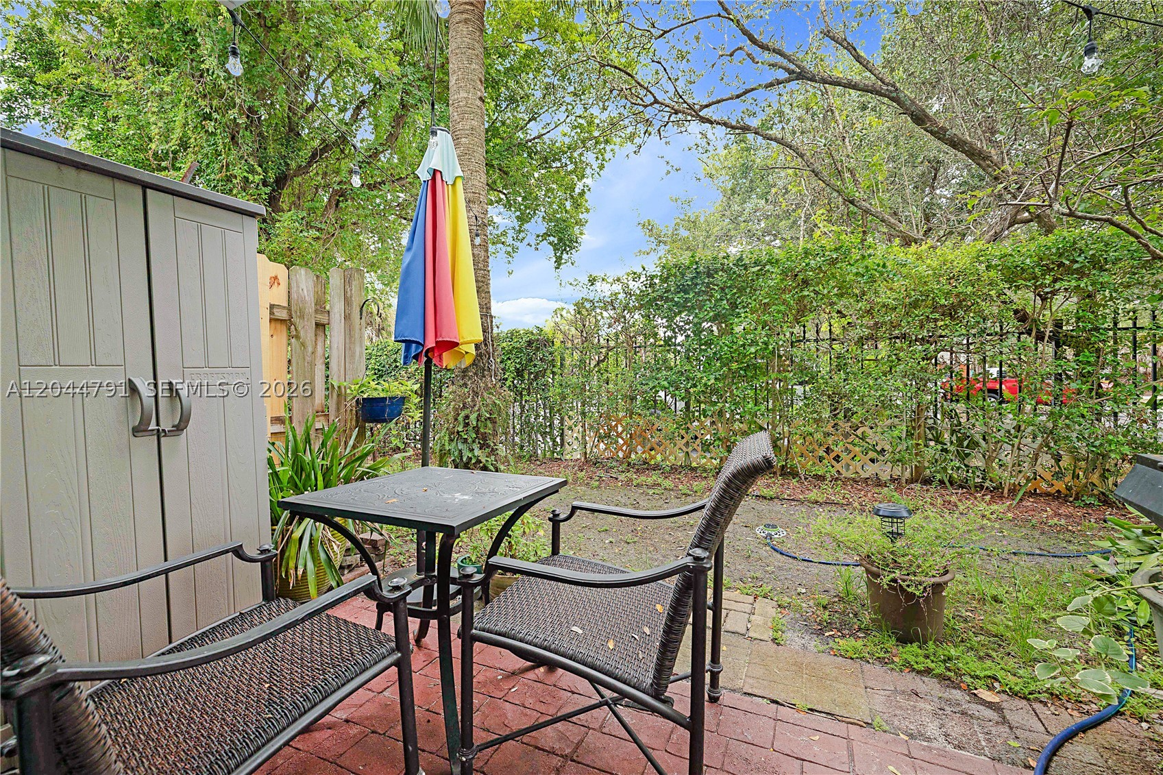 VILLA PALMS CONDO - Residential