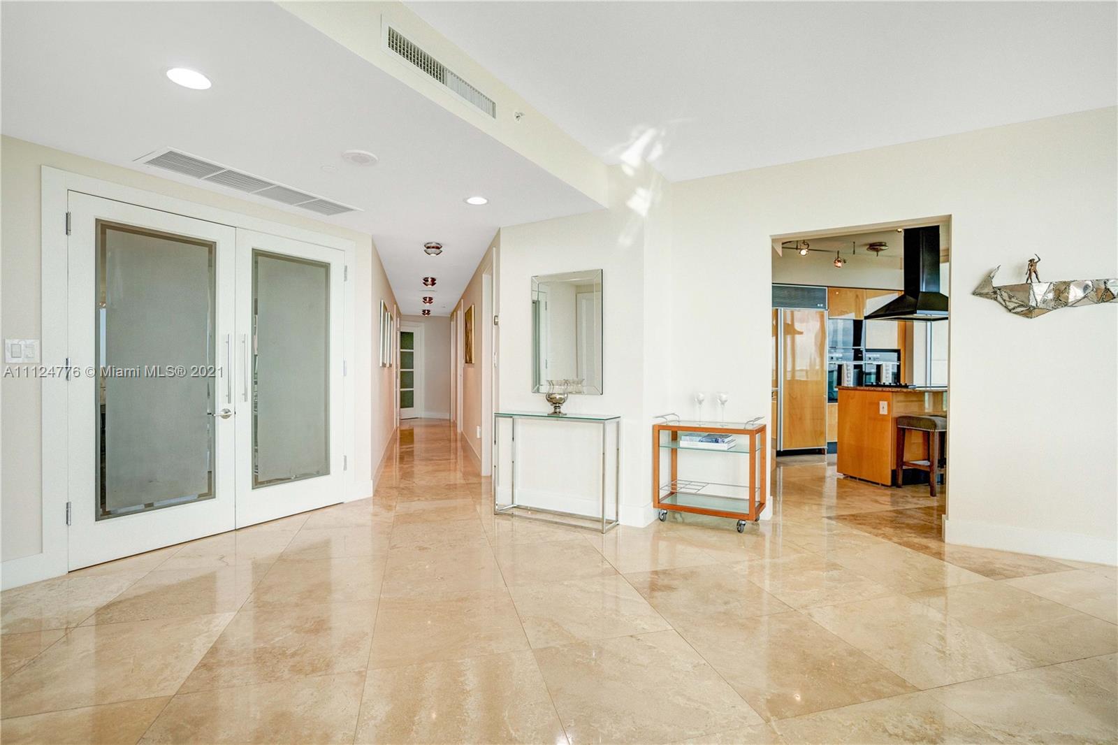 IL Villaggio South B - Residential