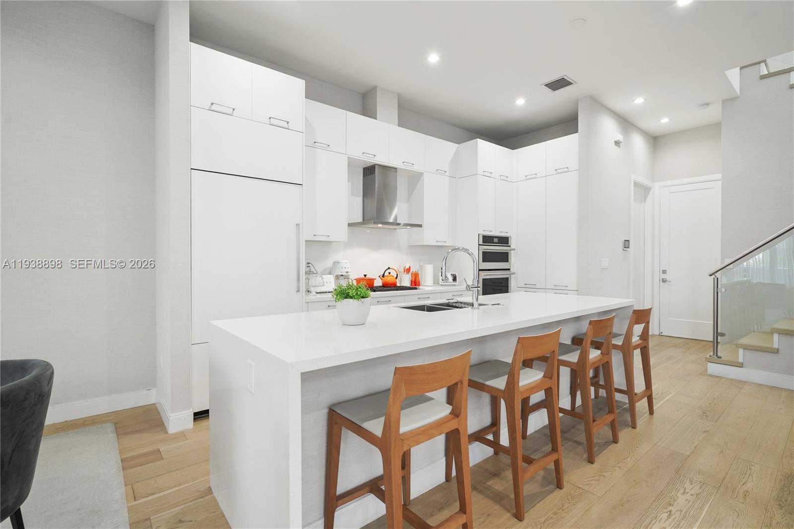 DOWNTOWN DORAL SOUTH PHAS - Residential