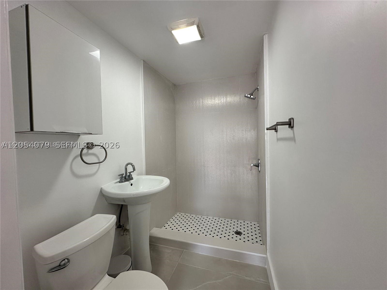 SUPERIOR HOMES SEC 6 - Residential Lease