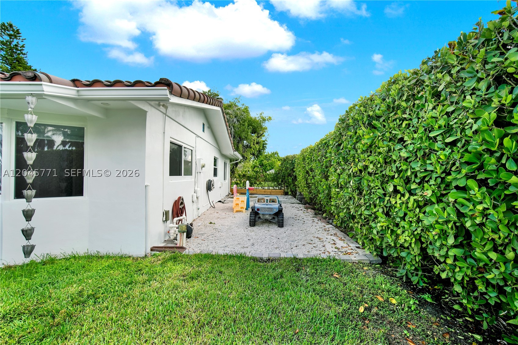 PINE SHORE SEC 4 - Residential