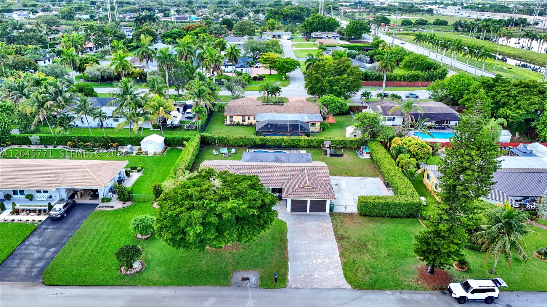 PINE SHORE SEC 4 - Residential