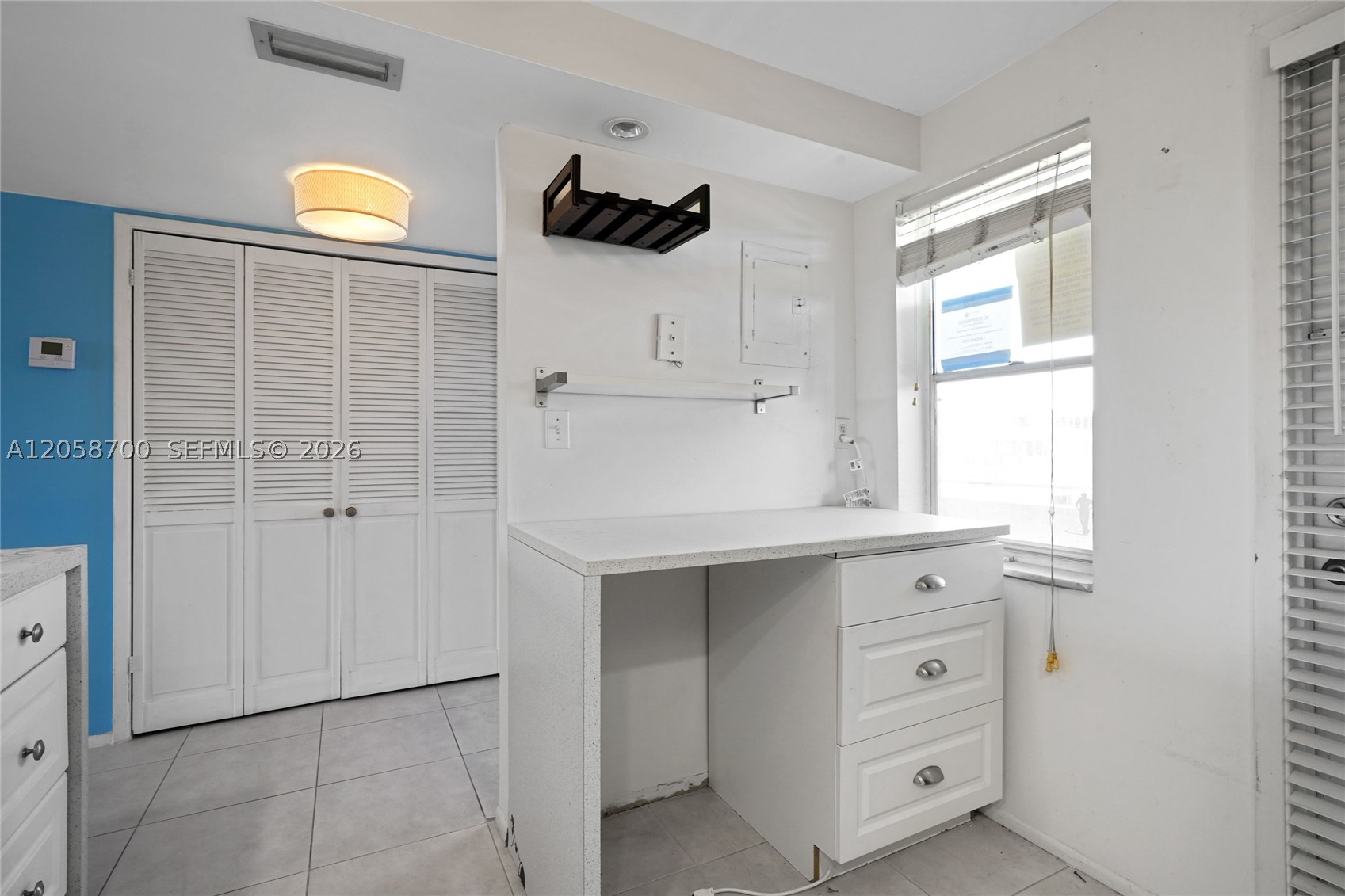 HILLCREST COUNTRY CLUB AP - Residential