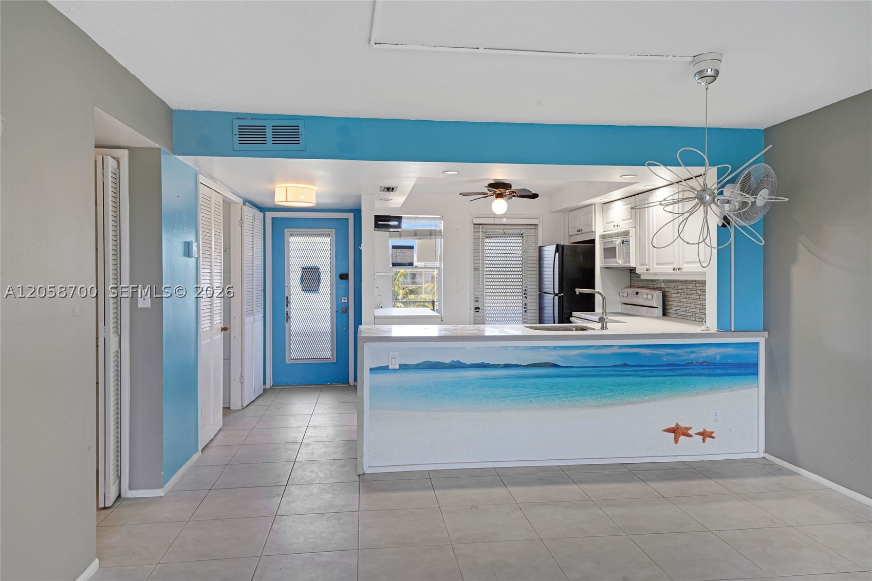 HILLCREST COUNTRY CLUB AP - Residential