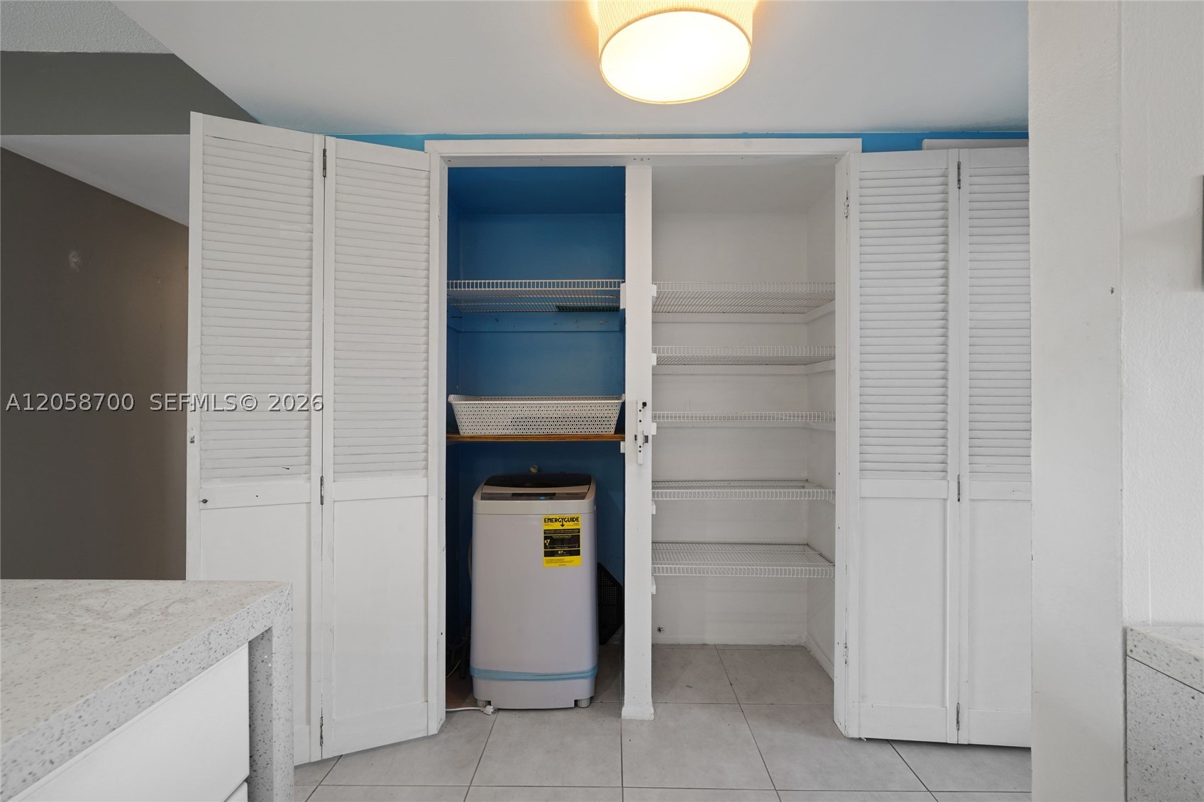 HILLCREST COUNTRY CLUB AP - Residential