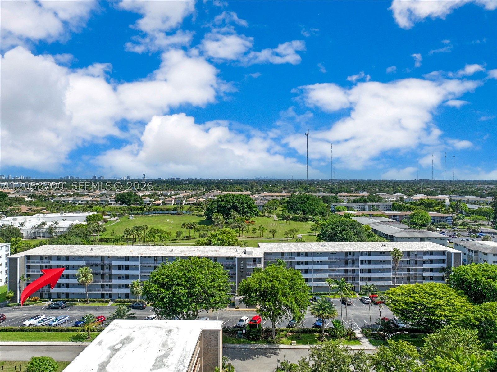 HILLCREST COUNTRY CLUB AP - Residential