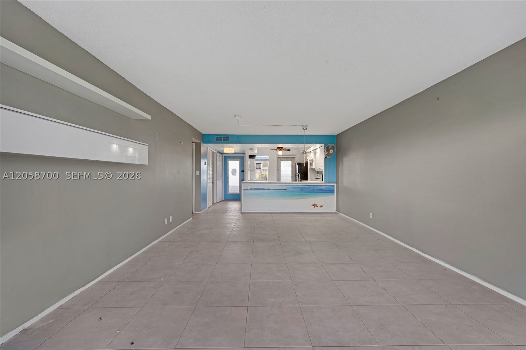HILLCREST COUNTRY CLUB AP - Residential
