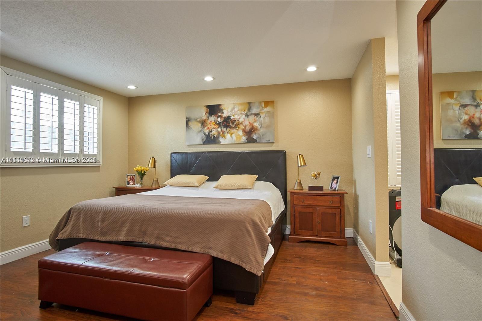 LAS CASAS AT KENDALL - Residential Lease