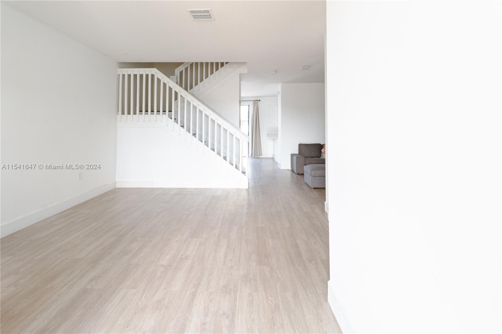 AQUABELLA SECTION TWO - Residential Lease