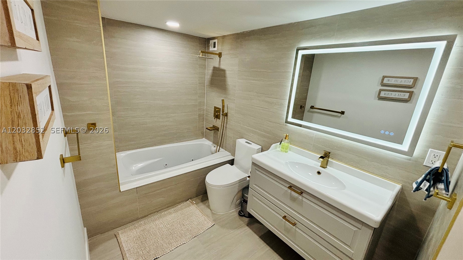 JOCKEY CLUB CONDO - Residential