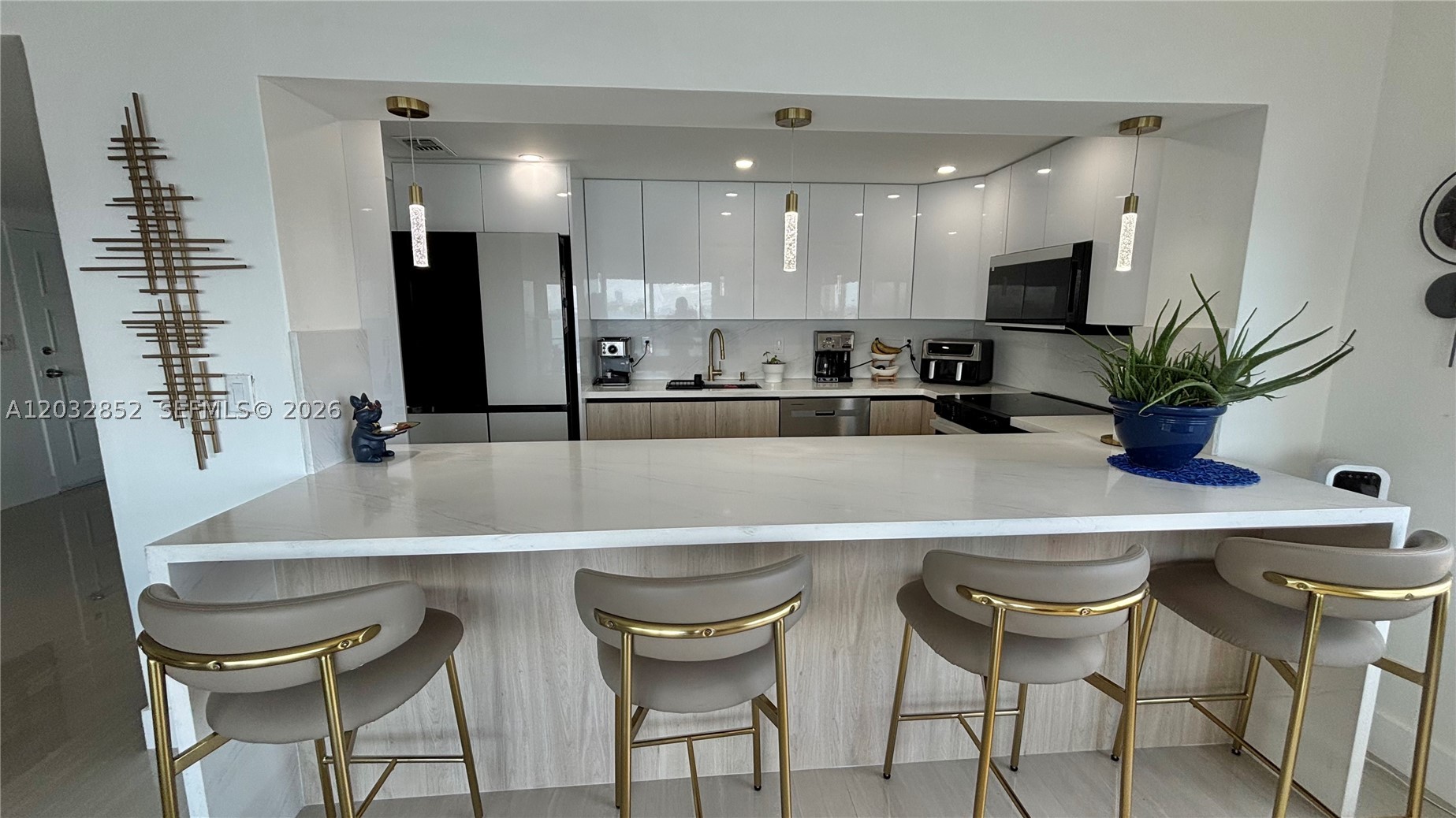 JOCKEY CLUB CONDO - Residential