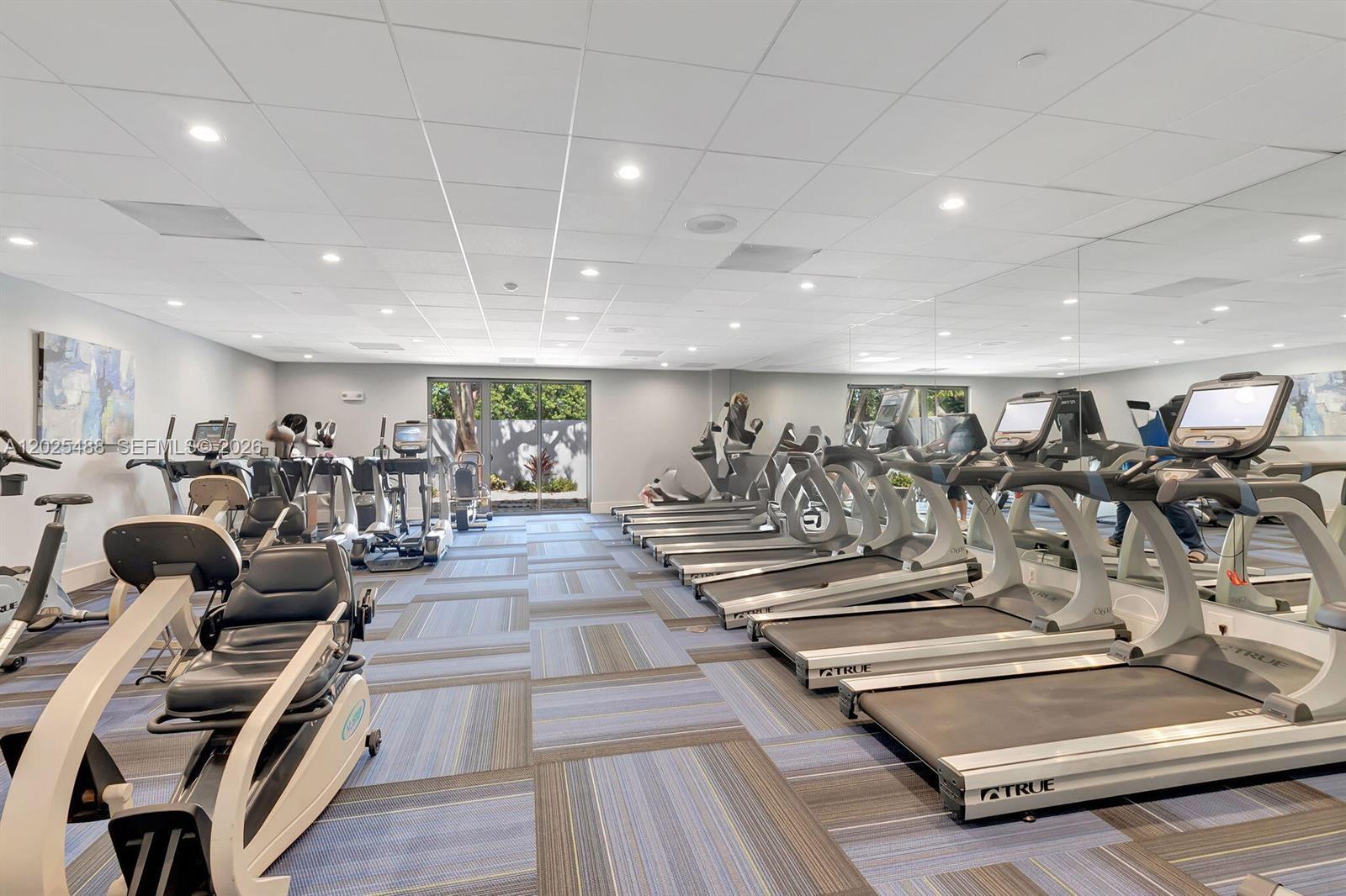 HUNTINGTON LAKES SEC FIVE - Residential
