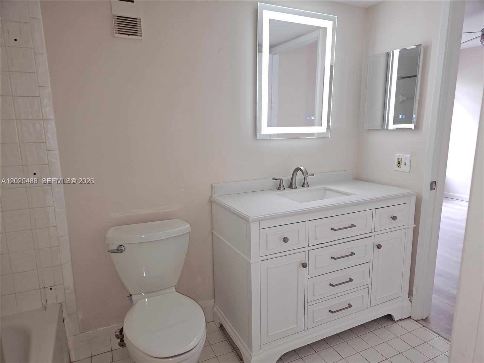 HUNTINGTON LAKES SEC FIVE - Residential