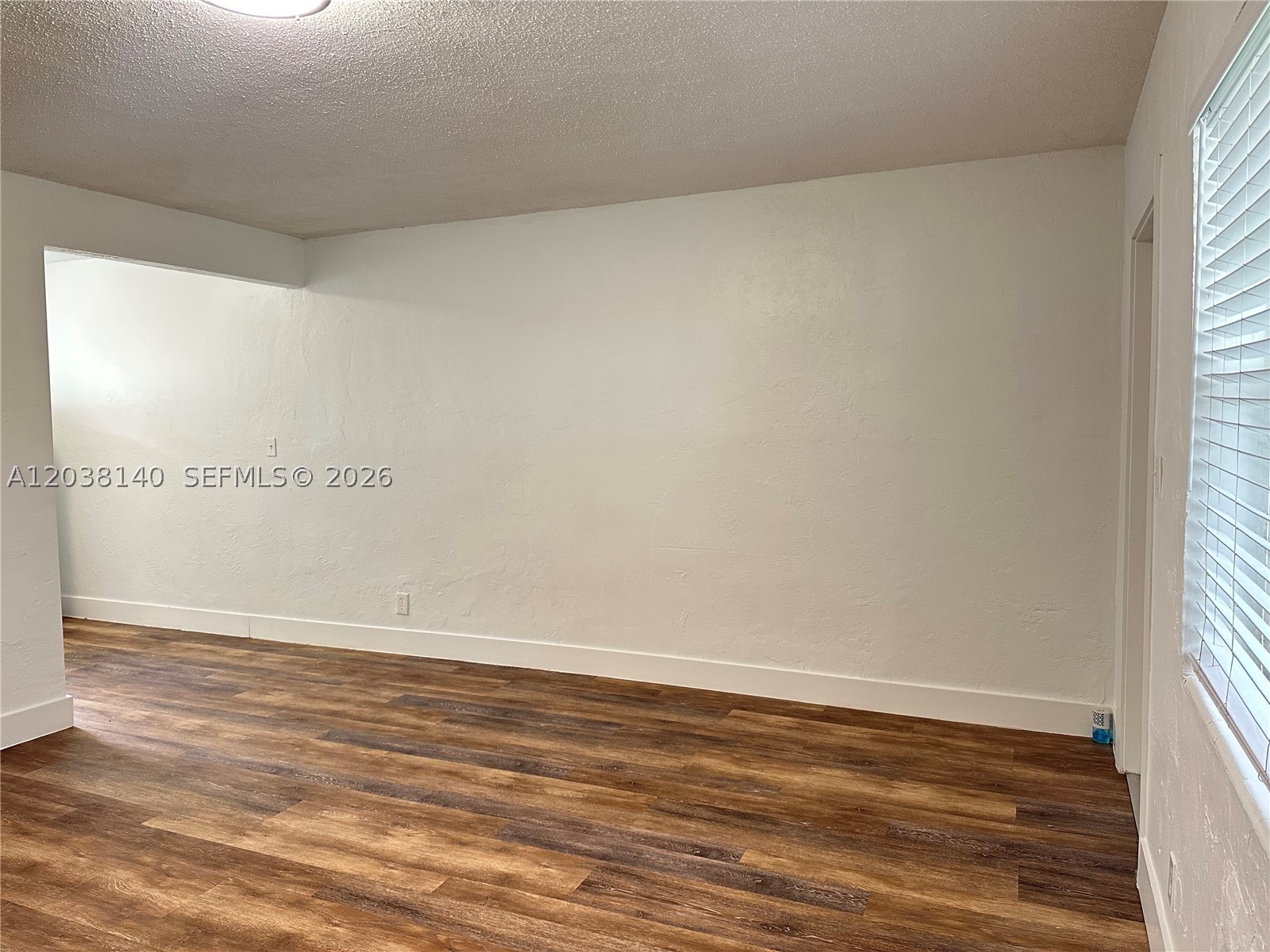 NORTH HOLLYWOOD SQUARE AM - Residential Lease
