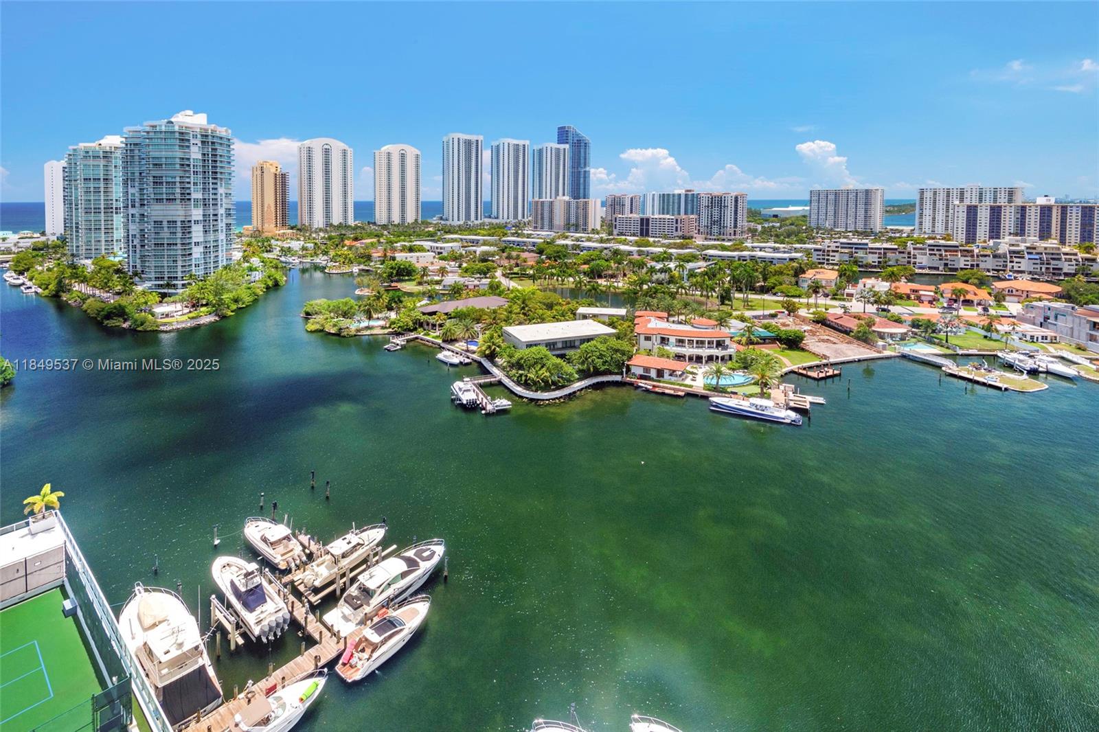 400 SUNNY ISLES CONDO EAS - Residential
