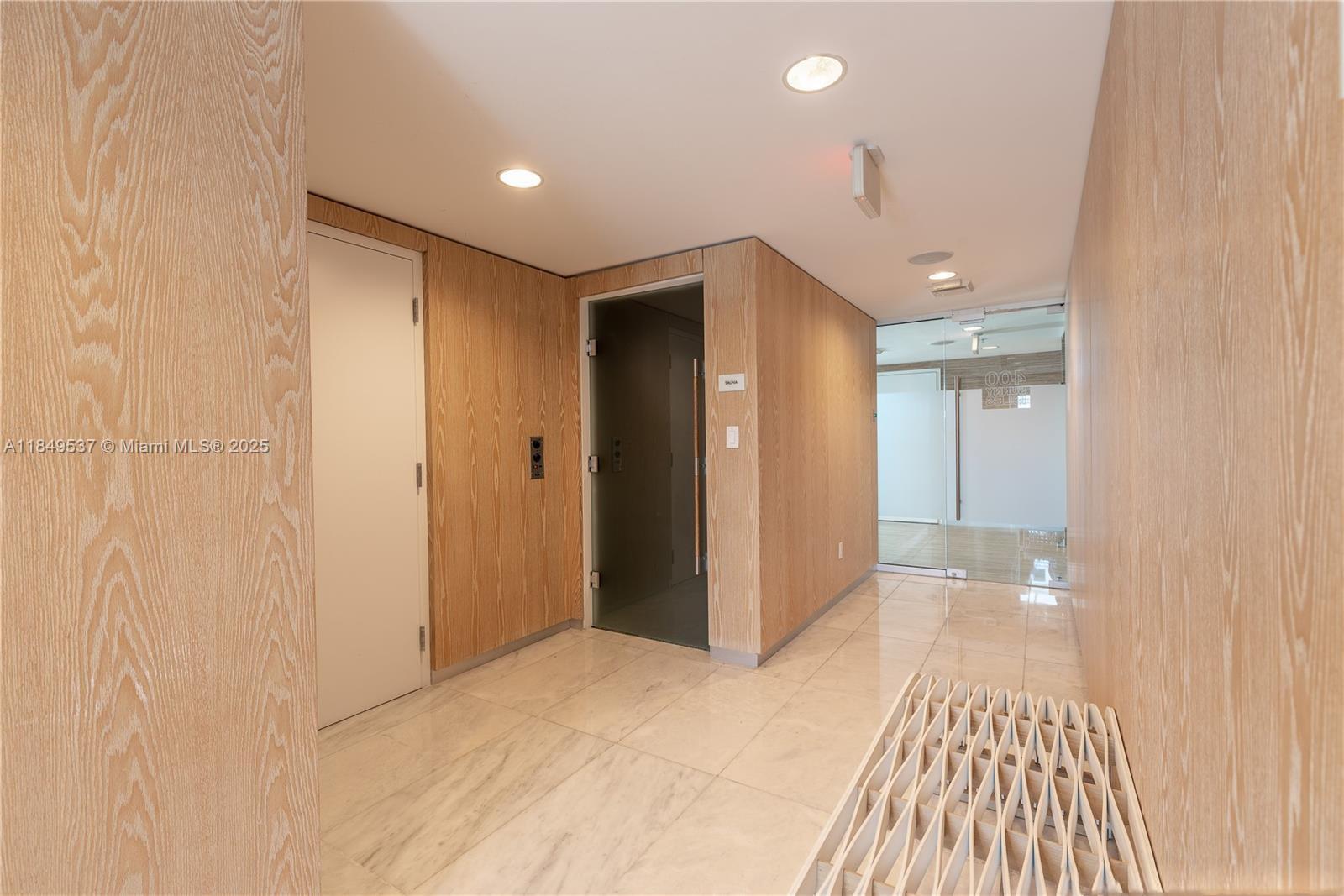 400 SUNNY ISLES CONDO EAS - Residential