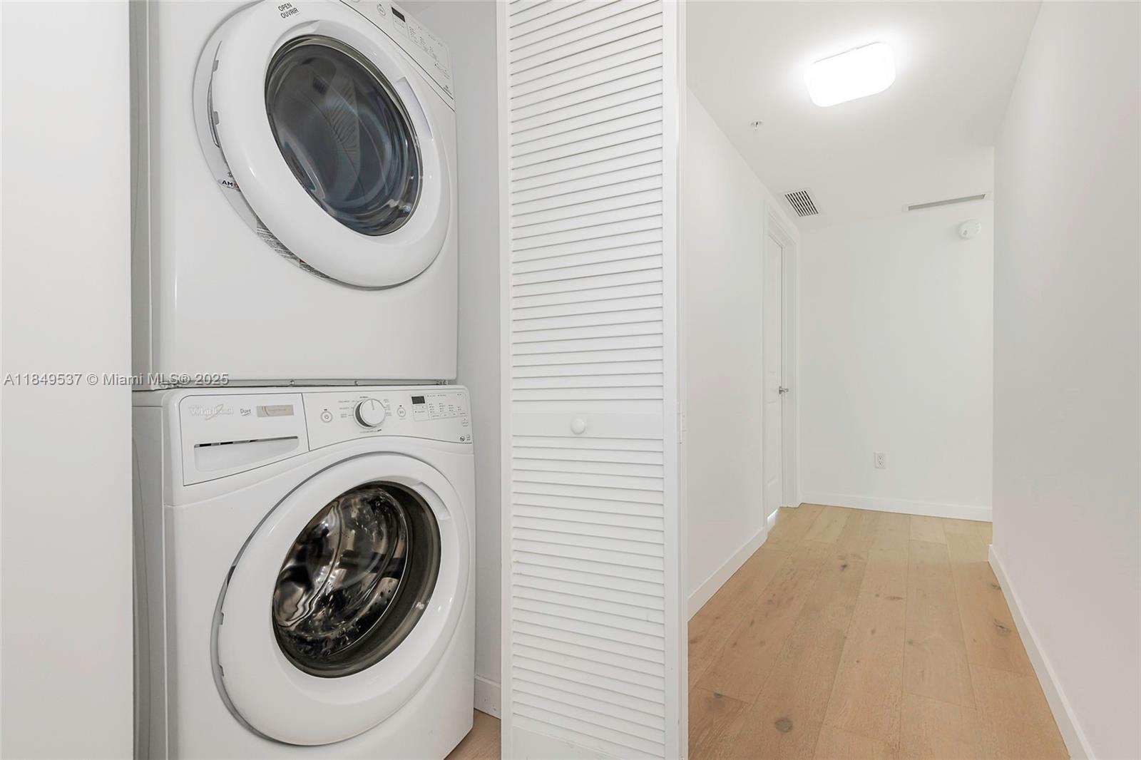 400 SUNNY ISLES CONDO EAS - Residential