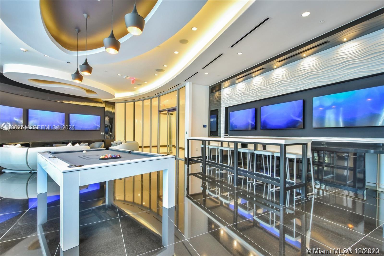 PARAMOUNT MIAMI WORLDCENT - Residential