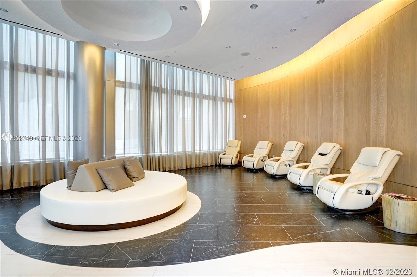 PARAMOUNT MIAMI WORLDCENT - Residential