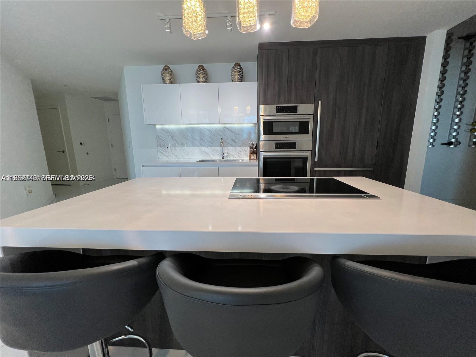 PARAMOUNT MIAMI WORLDCENT - Residential