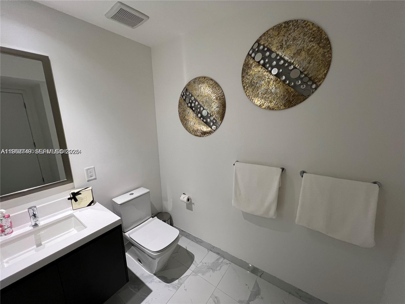 PARAMOUNT MIAMI WORLDCENT - Residential