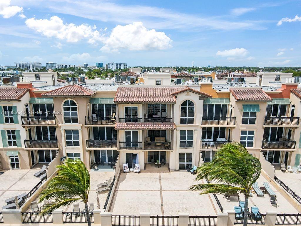 VILLAS BY THE SEA - Residential