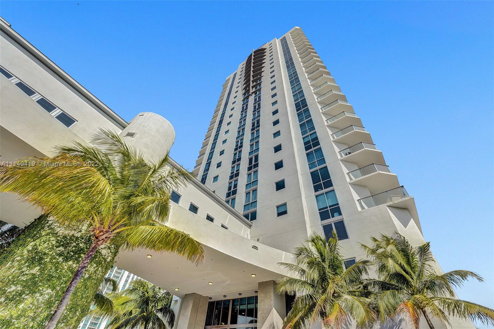 MARINA PALMS RESIDENCES S - Residential