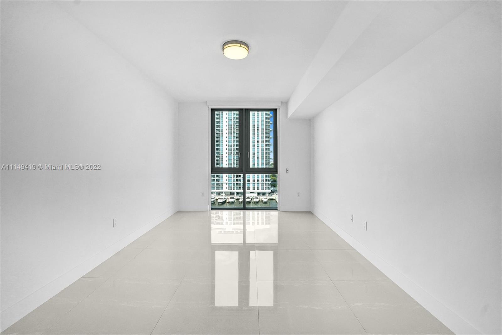 MARINA PALMS RESIDENCES S - Residential