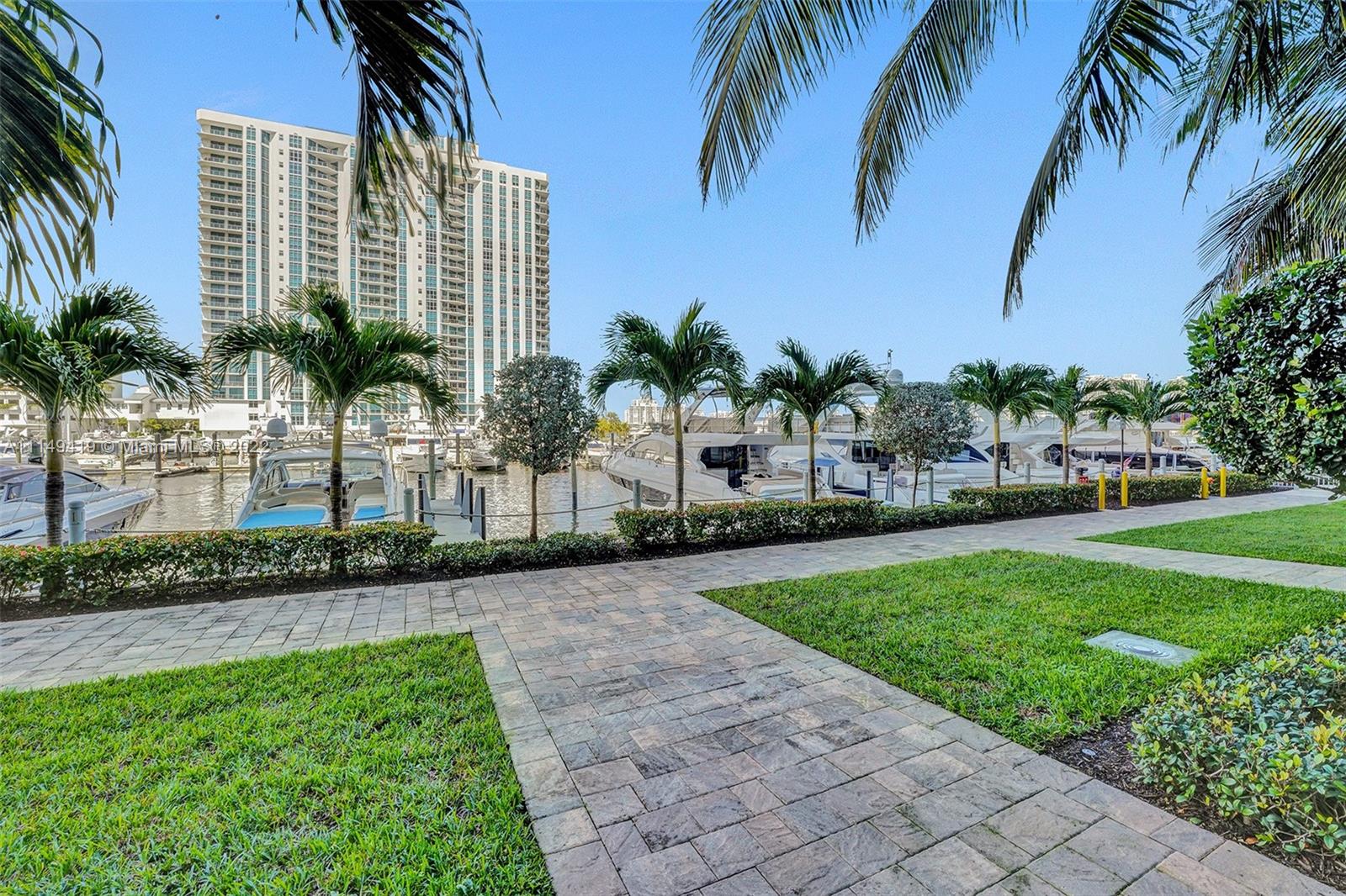 MARINA PALMS RESIDENCES S - Residential