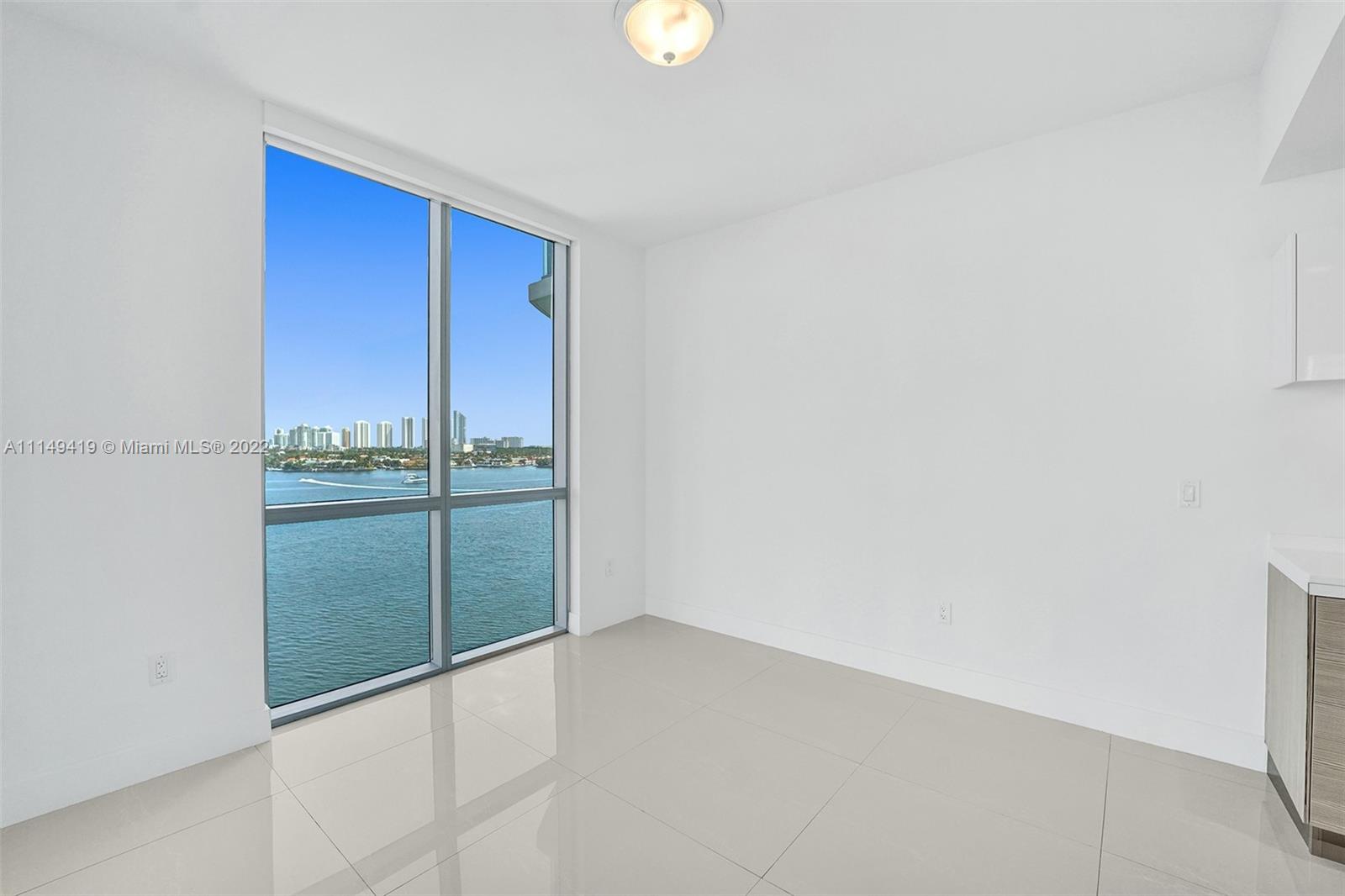 MARINA PALMS RESIDENCES S - Residential