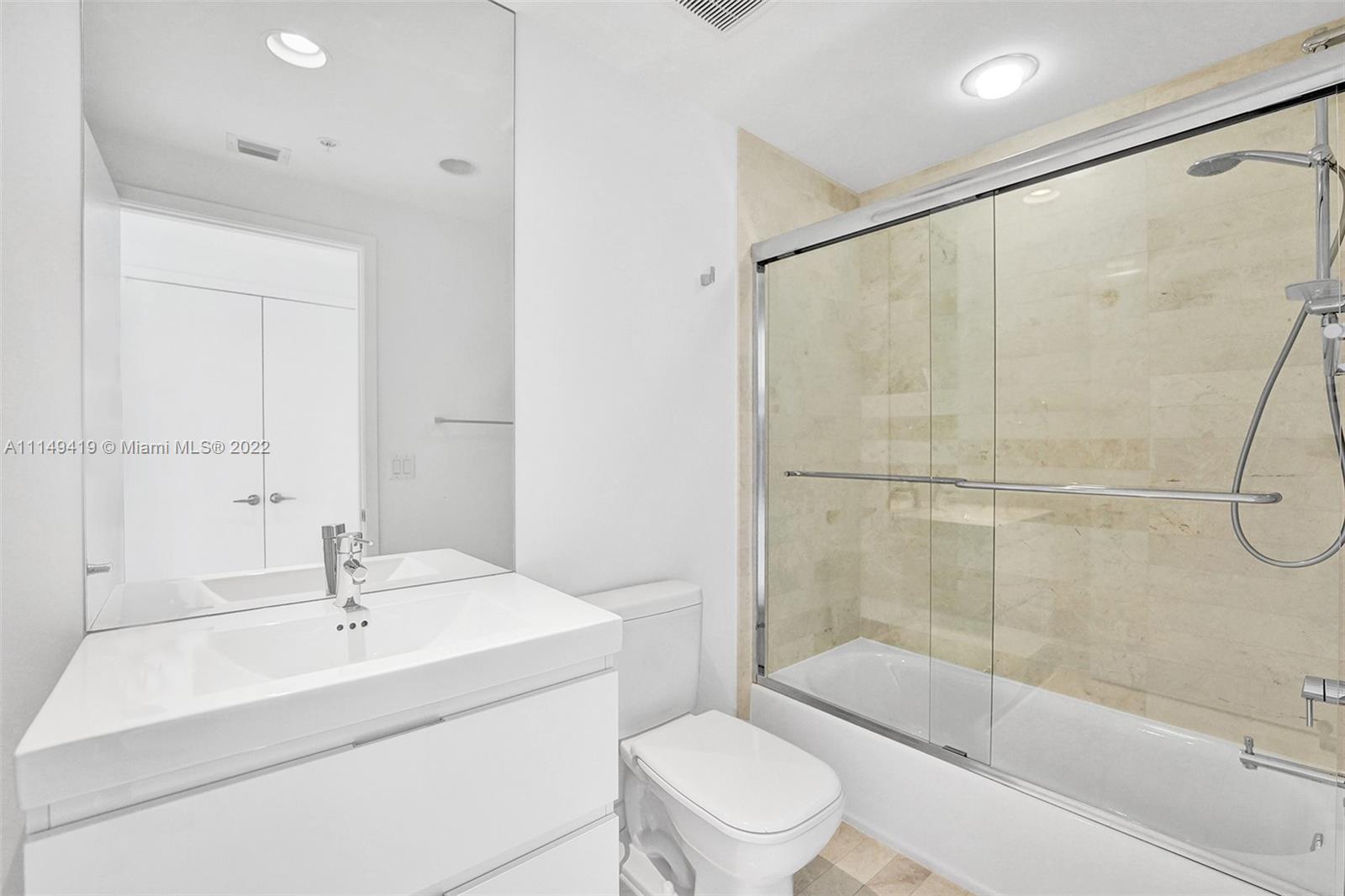 MARINA PALMS RESIDENCES S - Residential