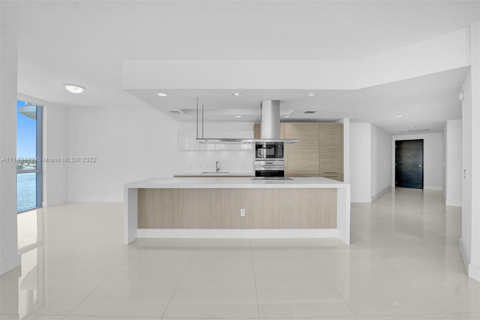 MARINA PALMS RESIDENCES S - Residential