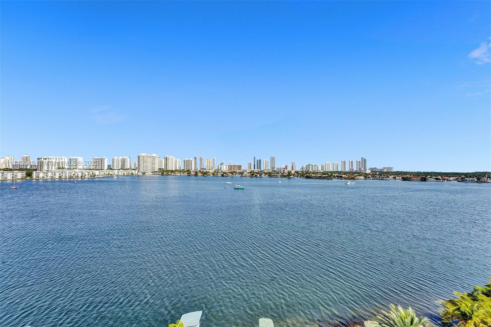 MARINA PALMS RESIDENCES S - Residential