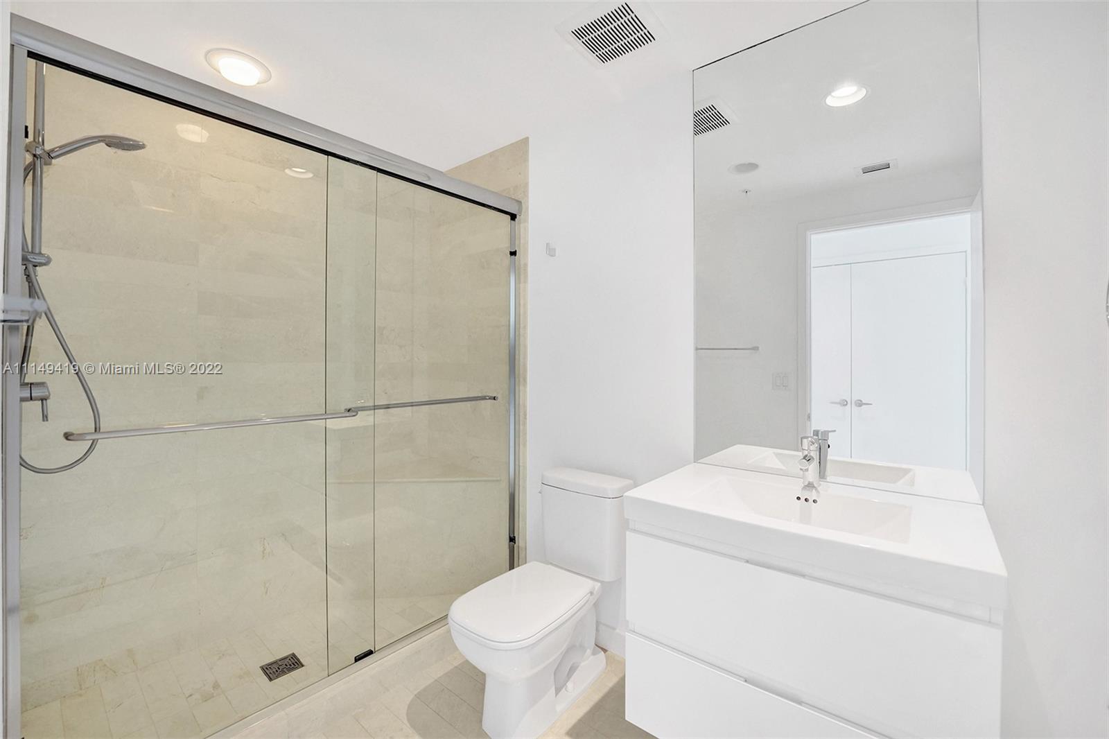 MARINA PALMS RESIDENCES S - Residential