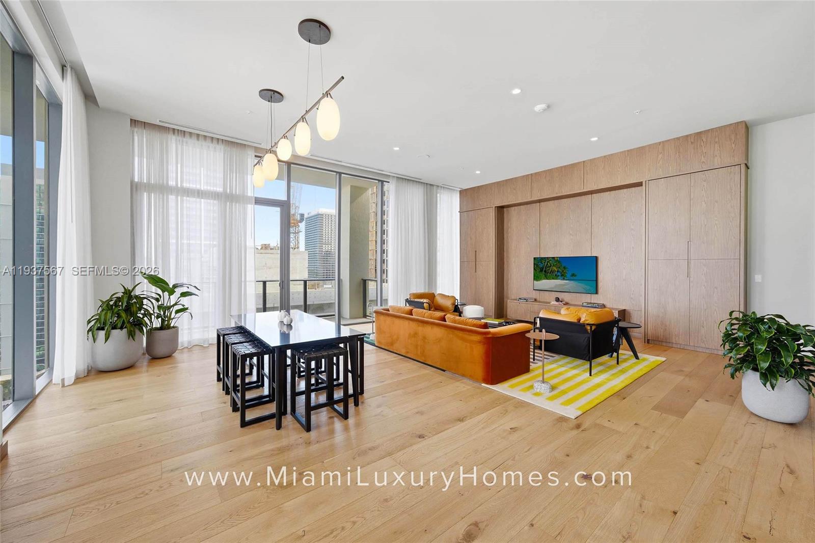 The Crosby - Residential