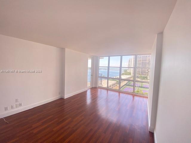 BRICKELL PLACE CONDO - Residential Lease