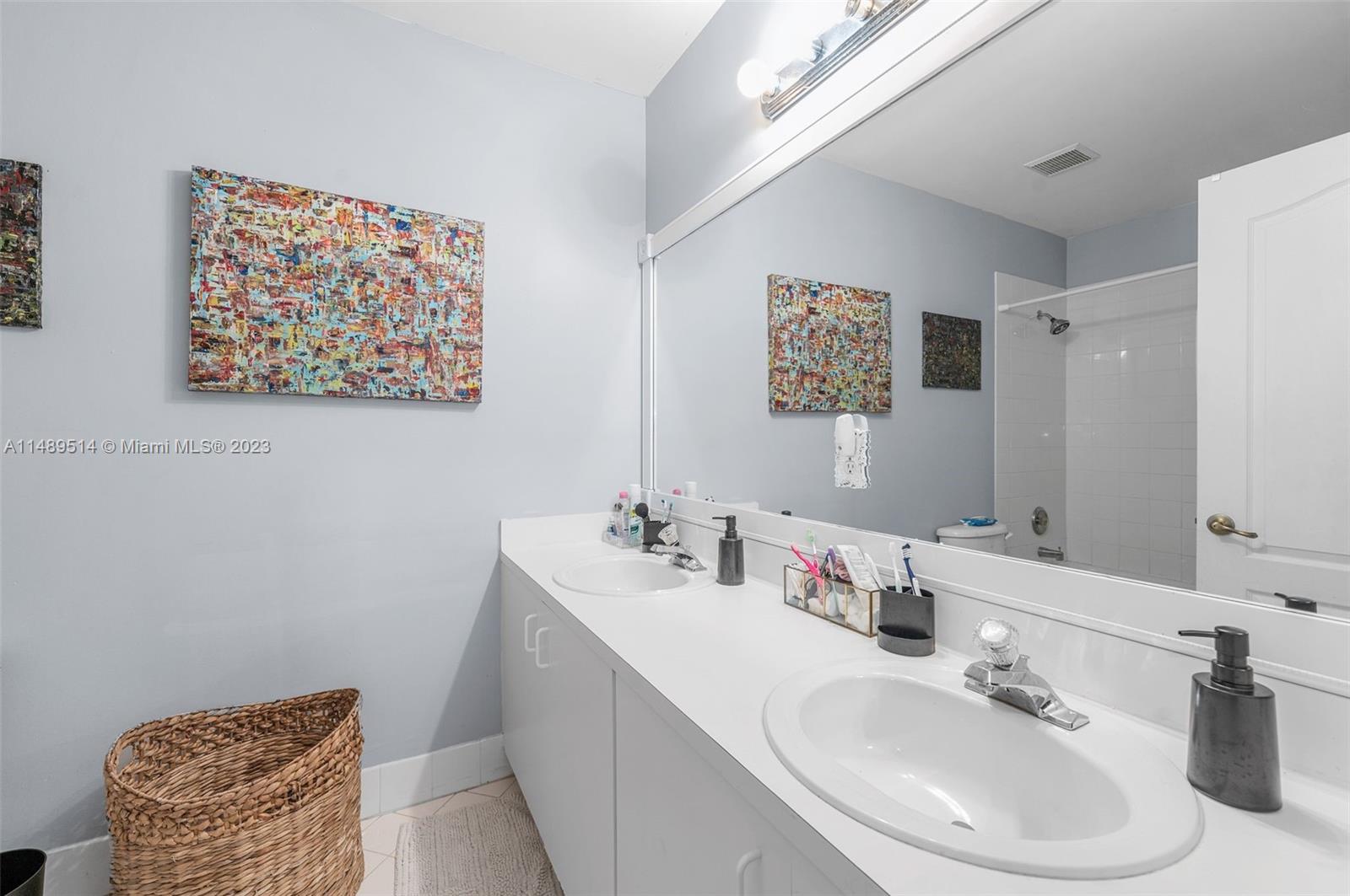 LAKES BY THE BAY SEC 10 - Residential