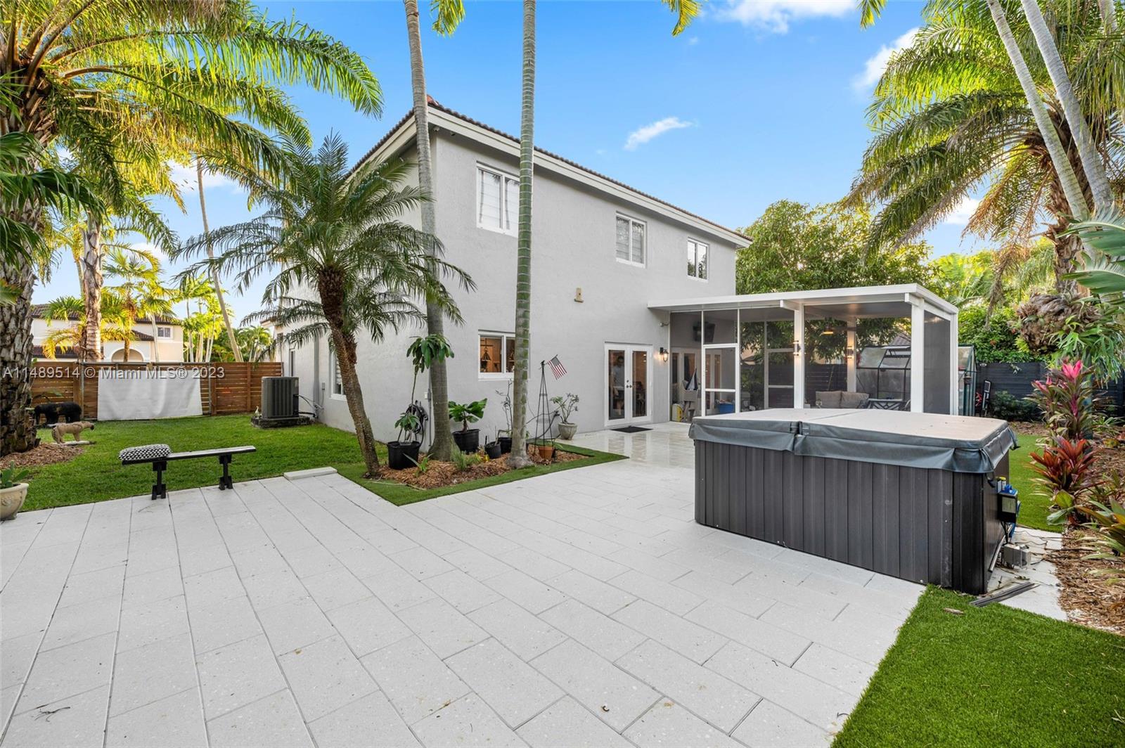 LAKES BY THE BAY SEC 10 - Residential
